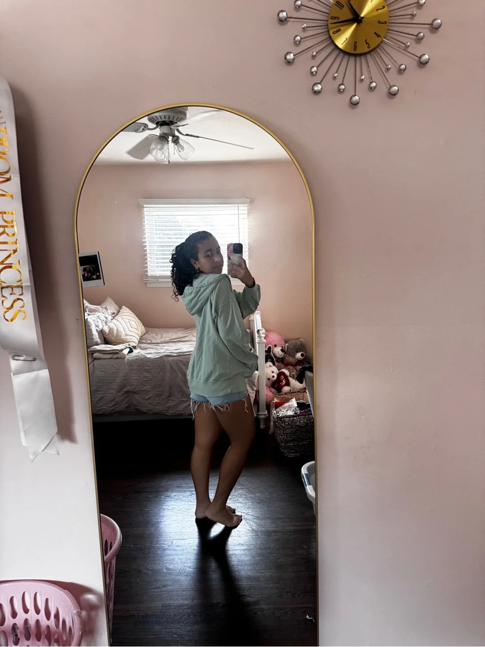 American Eagle Outfitters pastel mint